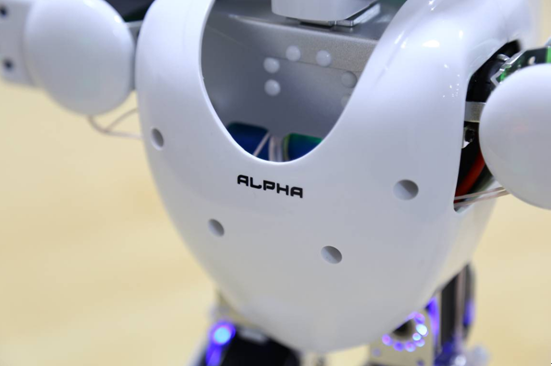 优必选智能机器人 春晚阿尔法机器人 机器人表演